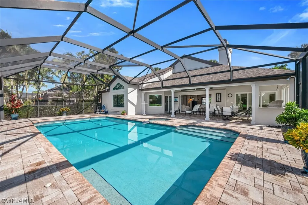 33 Grey Wing Point Naples FL 34113