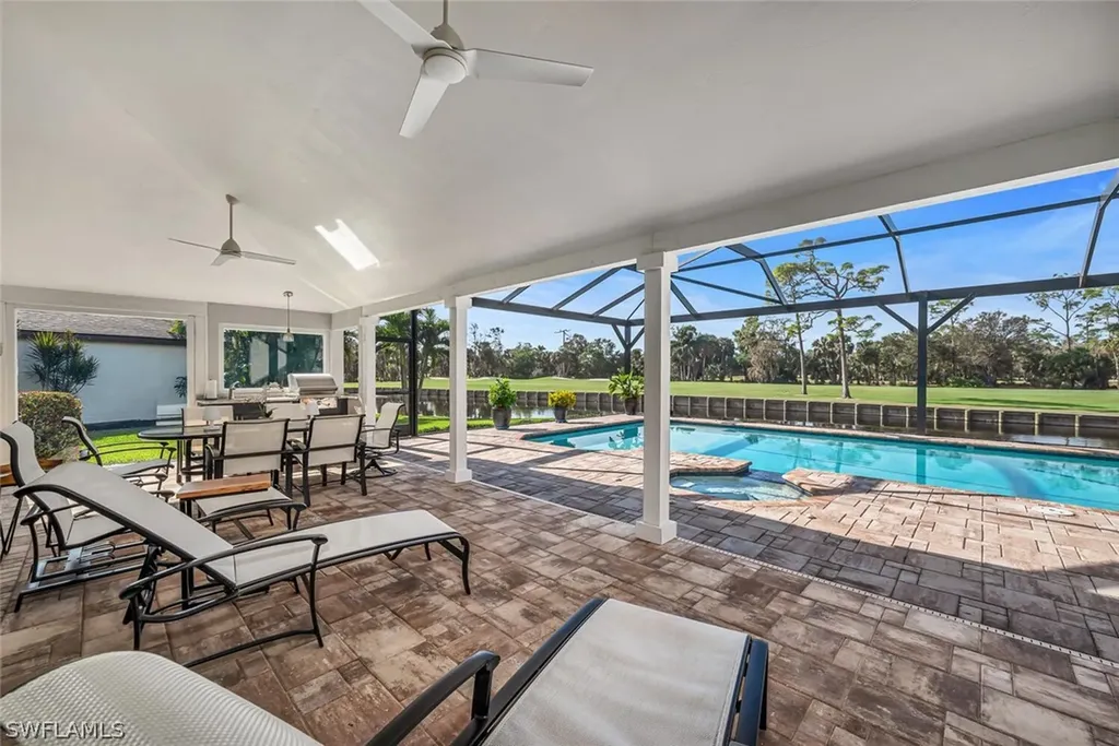 33 Grey Wing Point Naples FL 34113