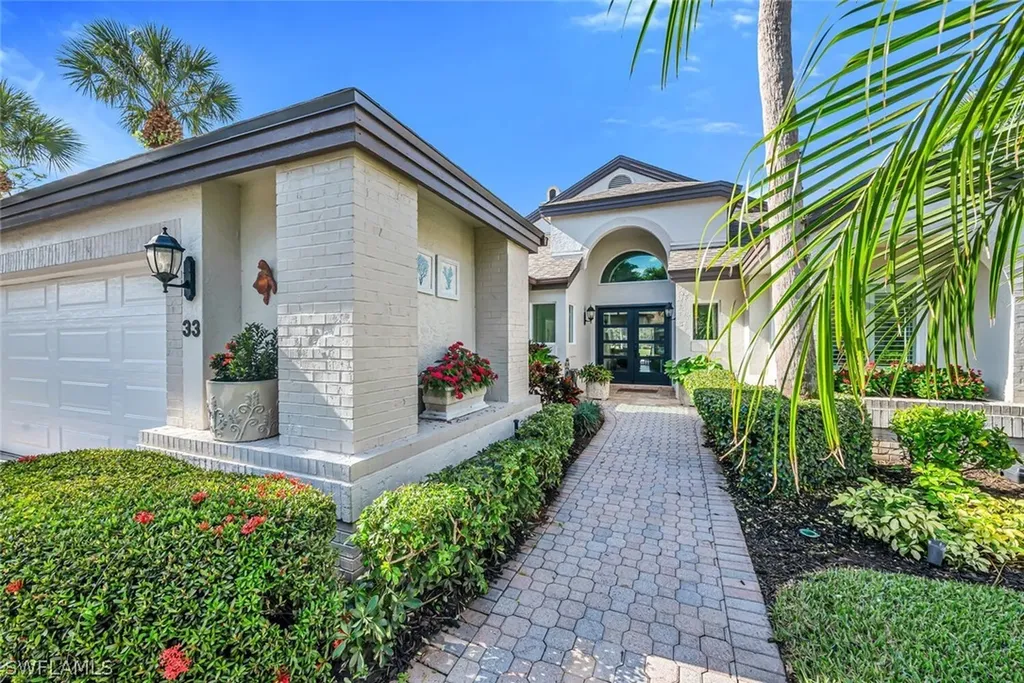 33 Grey Wing Point Naples FL 34113