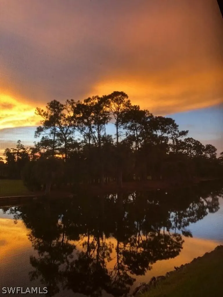 33 Grey Wing Point Naples FL 34113