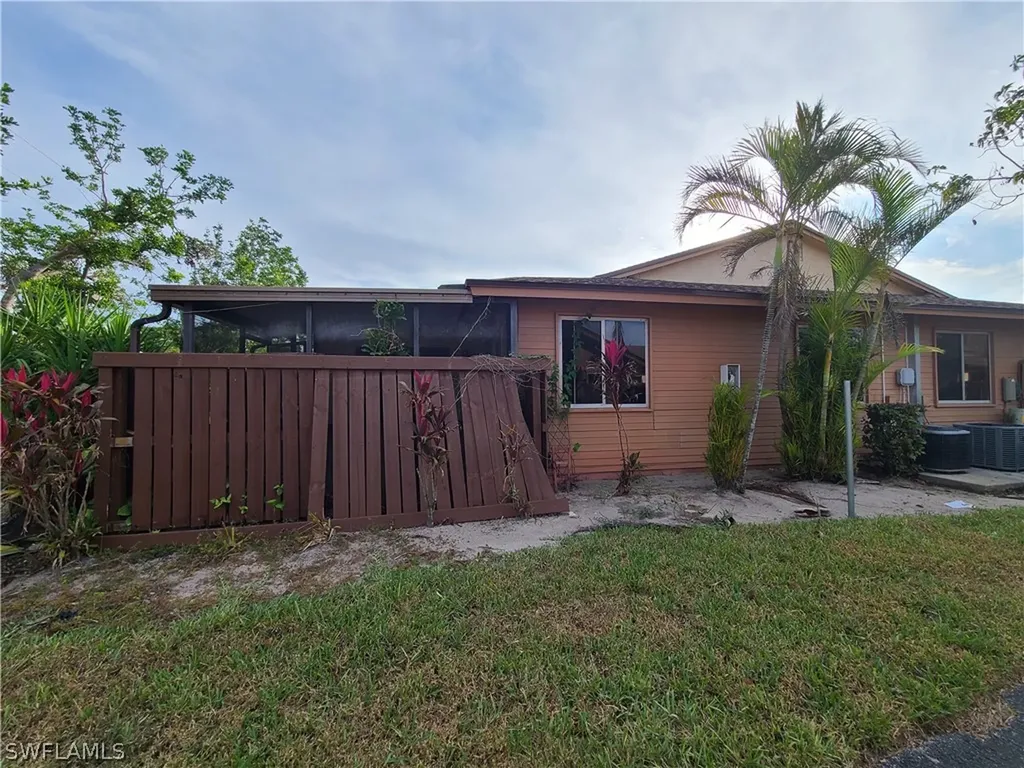 6322 Royal Woods Drive Fort Myers FL 33908