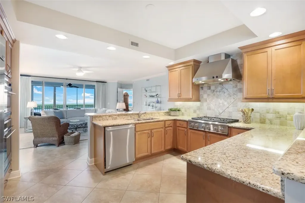 265 Indies Way Naples FL 34110