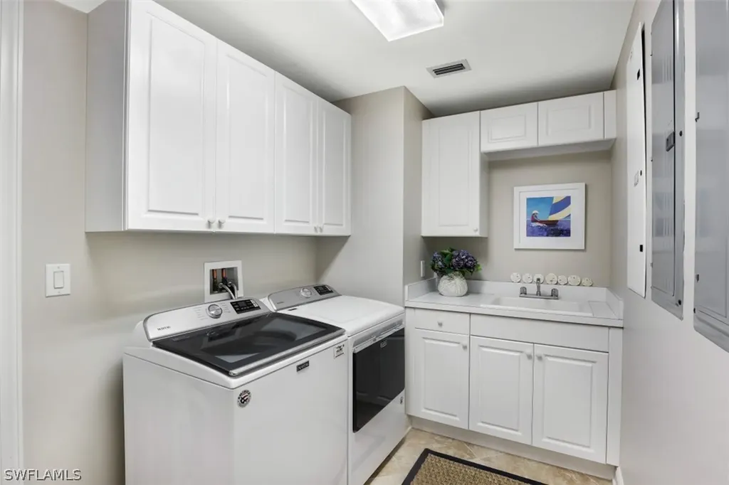 265 Indies Way Naples FL 34110