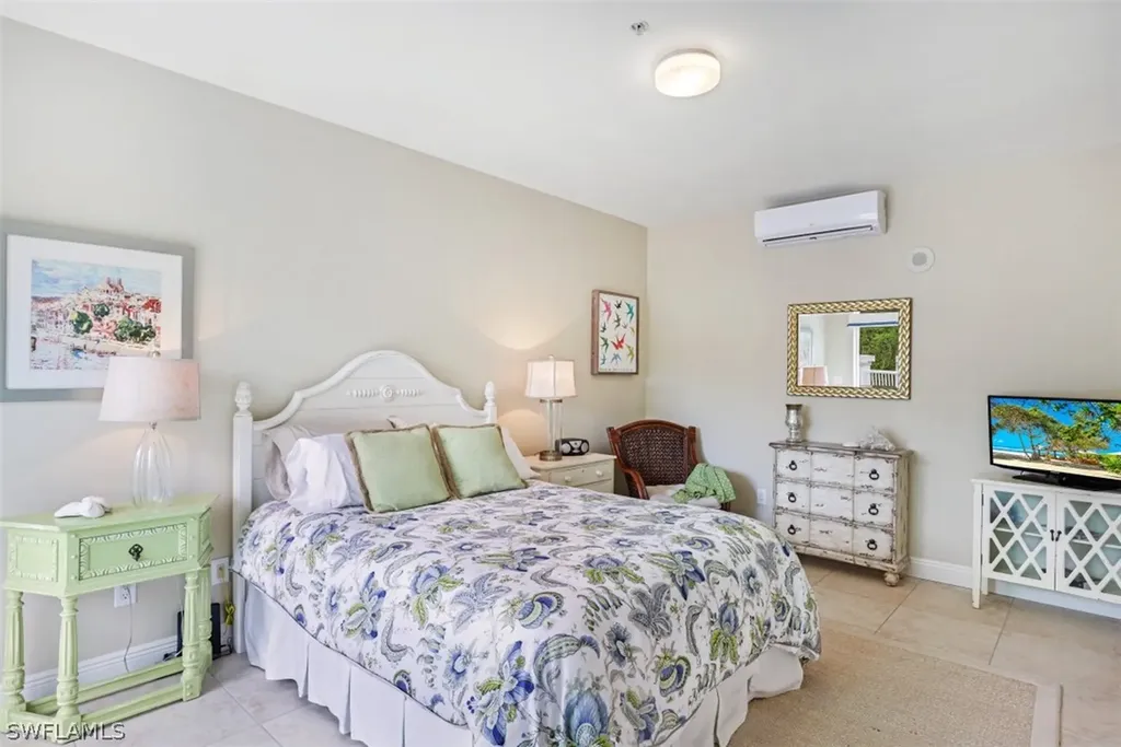 265 Indies Way Naples FL 34110