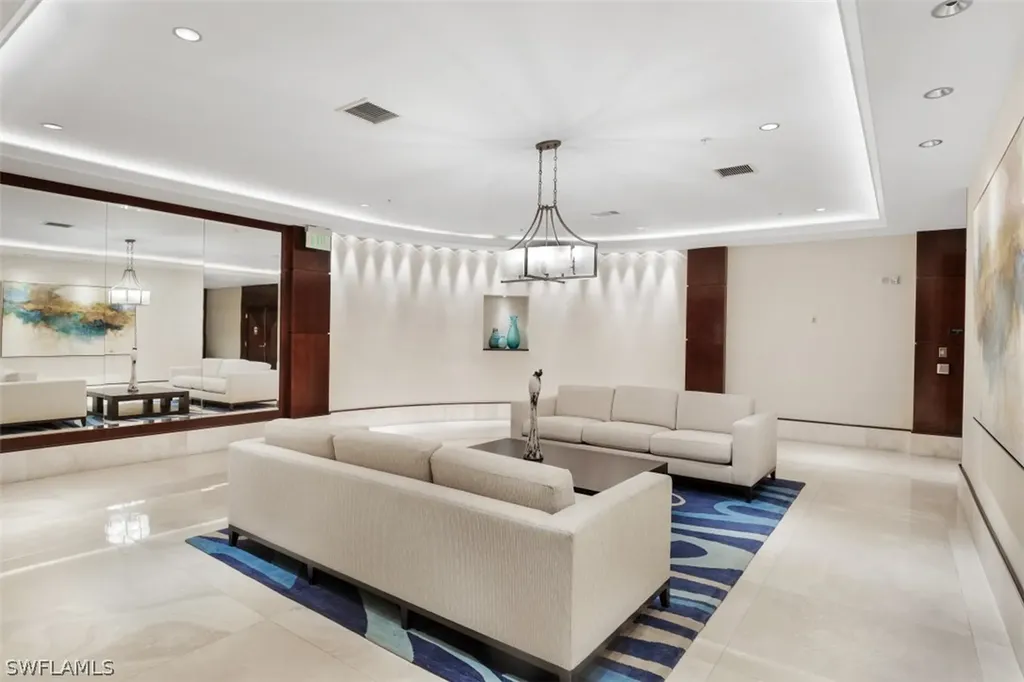 265 Indies Way Naples FL 34110