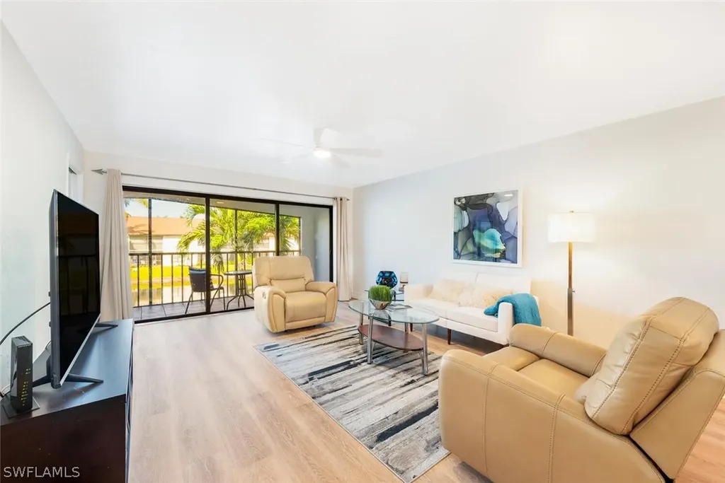 Naples FL, 4610 Chantelle Drive, Unit P202