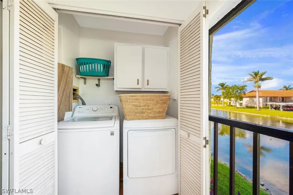 4610 Chantelle Drive Naples FL 34112