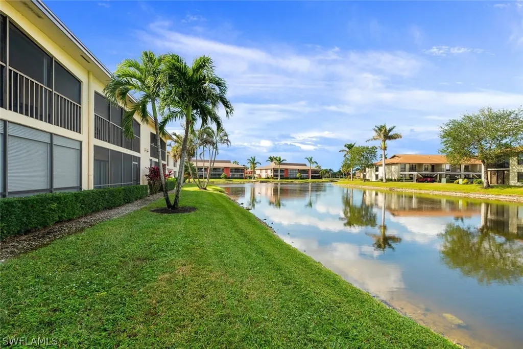 4610 Chantelle Drive Naples FL 34112