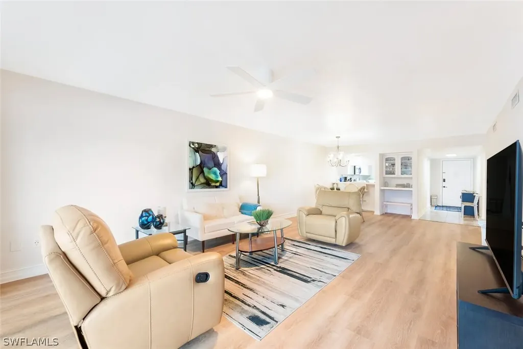 4610 Chantelle Drive Naples FL 34112