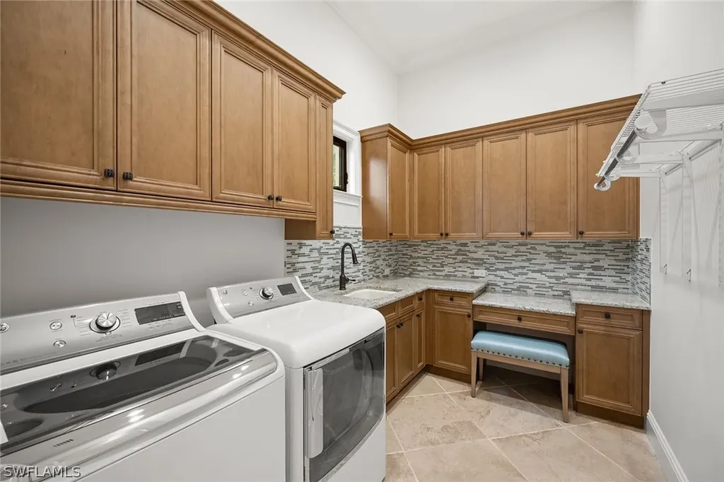 6041 Sunnyslope Drive Naples FL 34119