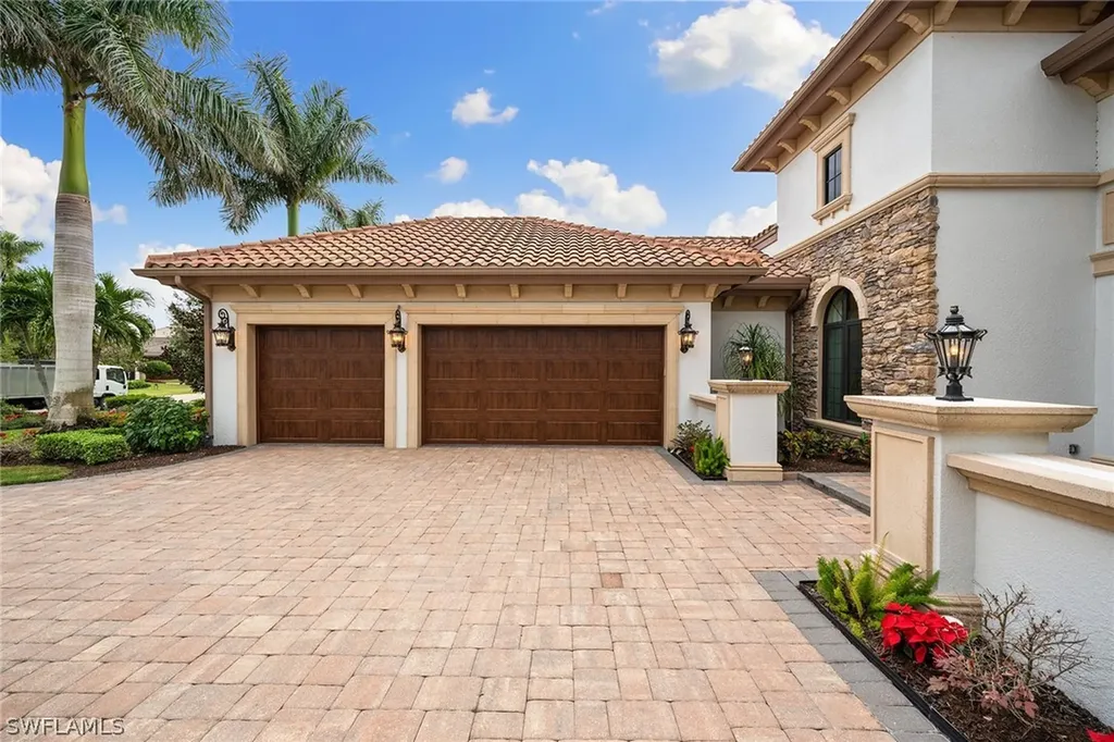 6041 Sunnyslope Drive Naples FL 34119