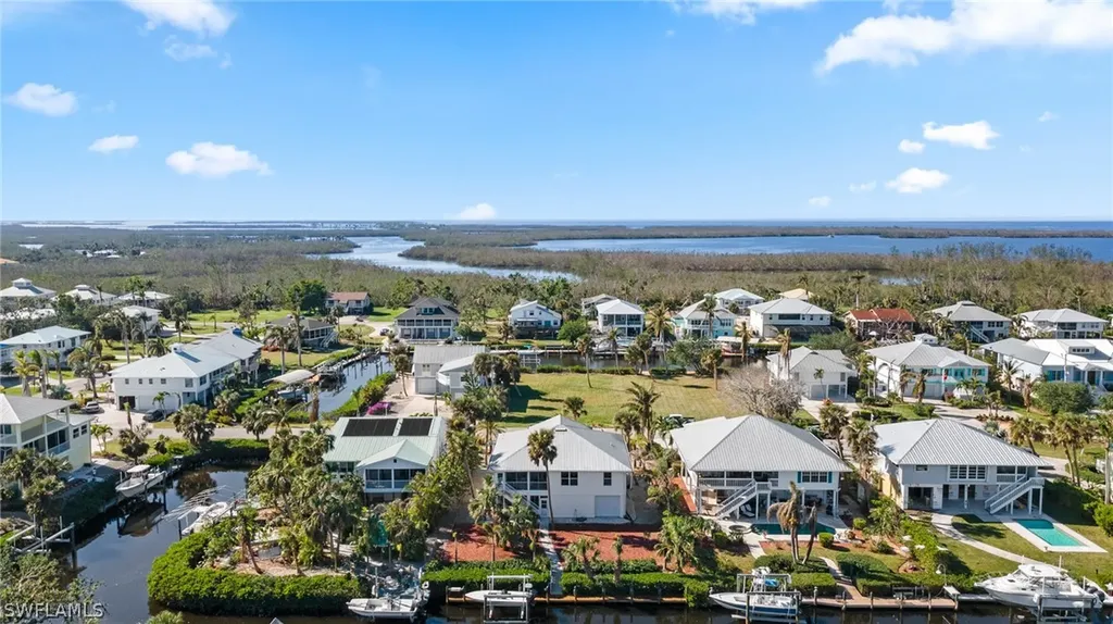 16274 Shoal Court Bokeelia FL 33922