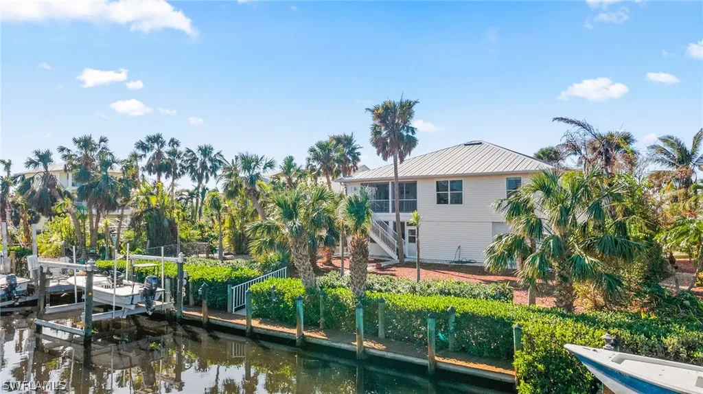 16274 Shoal Court Bokeelia FL 33922