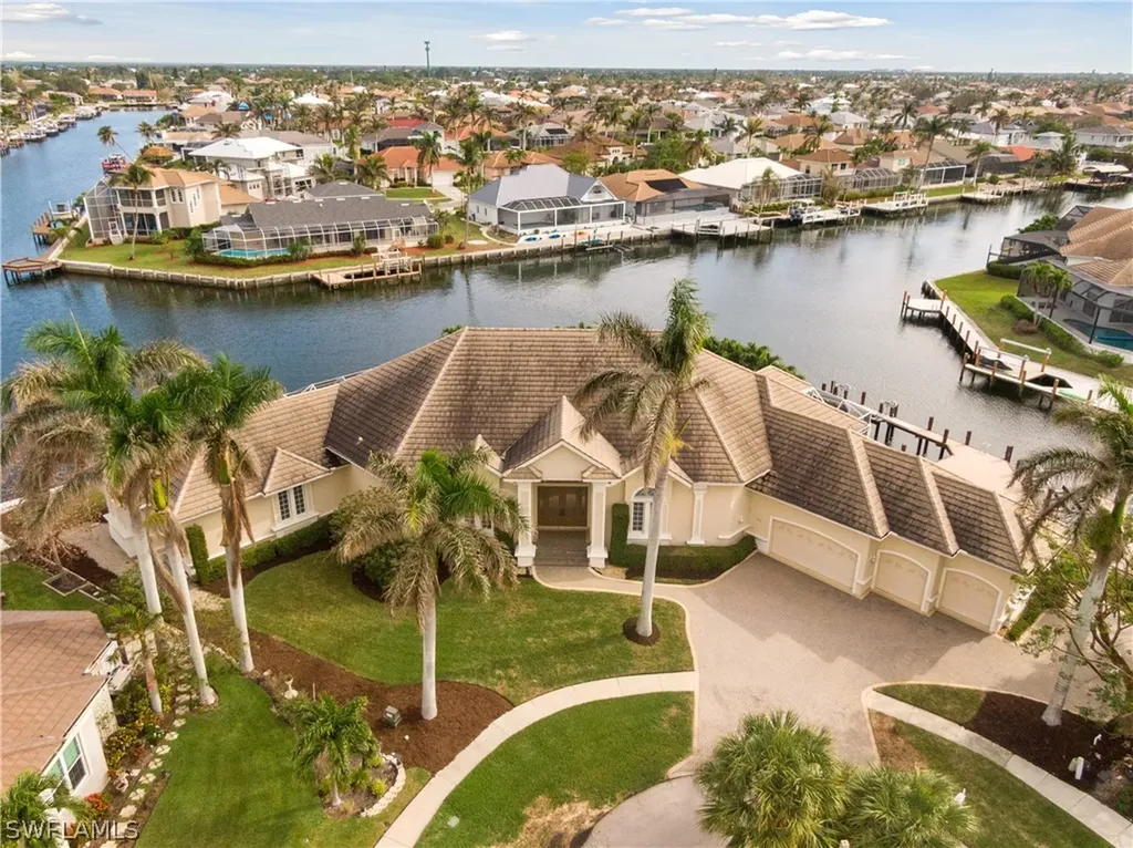 824 Caribbean Court Marco Island FL 34145