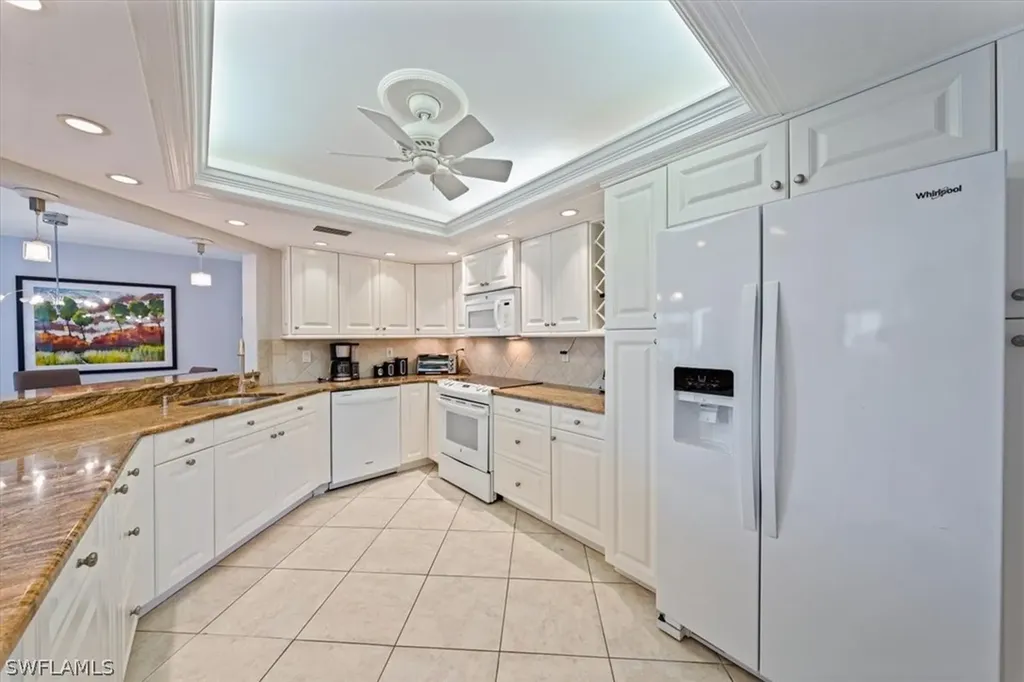 607 Beachwalk Circle Naples FL 34108