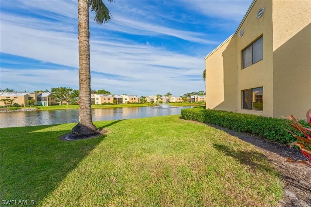 607 Beachwalk Circle Naples FL 34108