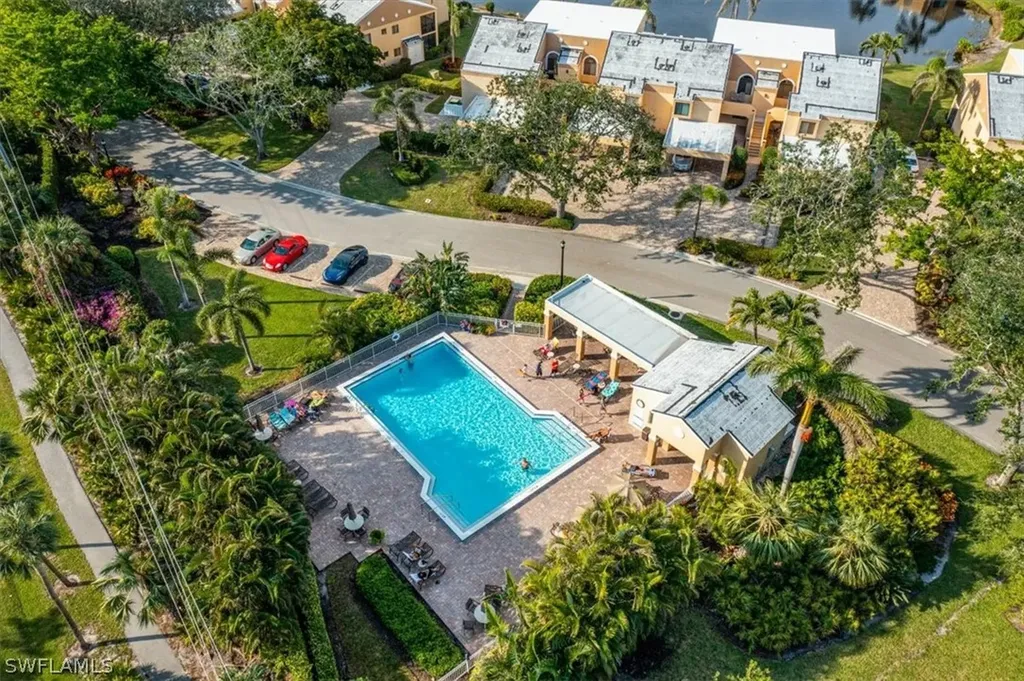 607 Beachwalk Circle Naples FL 34108