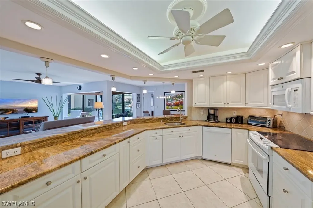 607 Beachwalk Circle Naples FL 34108