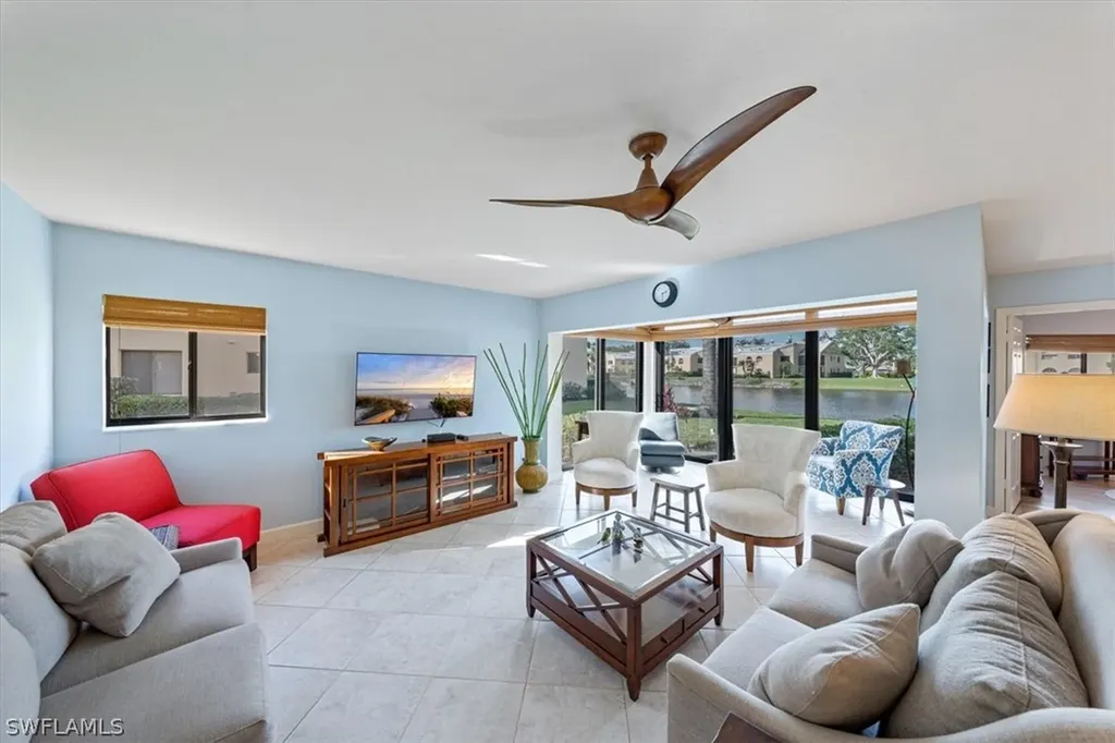 607 Beachwalk Circle Naples FL 34108