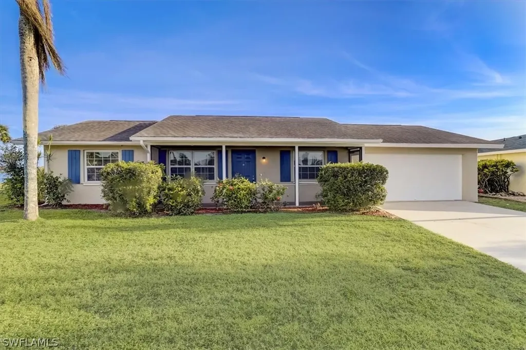 713 Meyer Drive Naples FL 34120