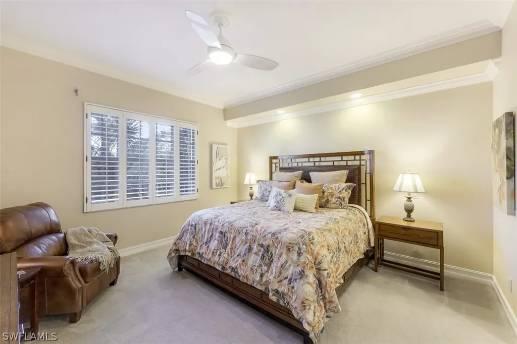 830 Sailaway Lane Naples FL 34108