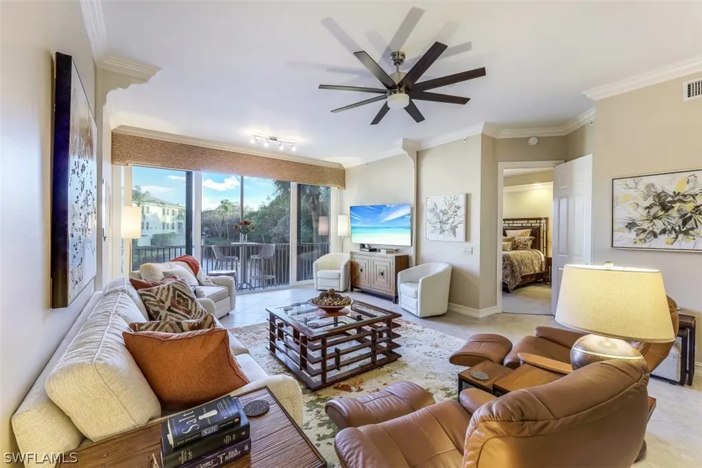 830 Sailaway Lane Naples FL 34108