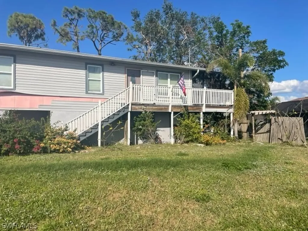8127 Almeria Road Fort Myers FL 33967