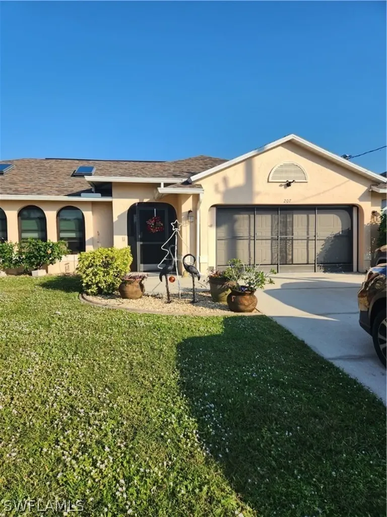 207 NE 12th Court Cape Coral FL 33909