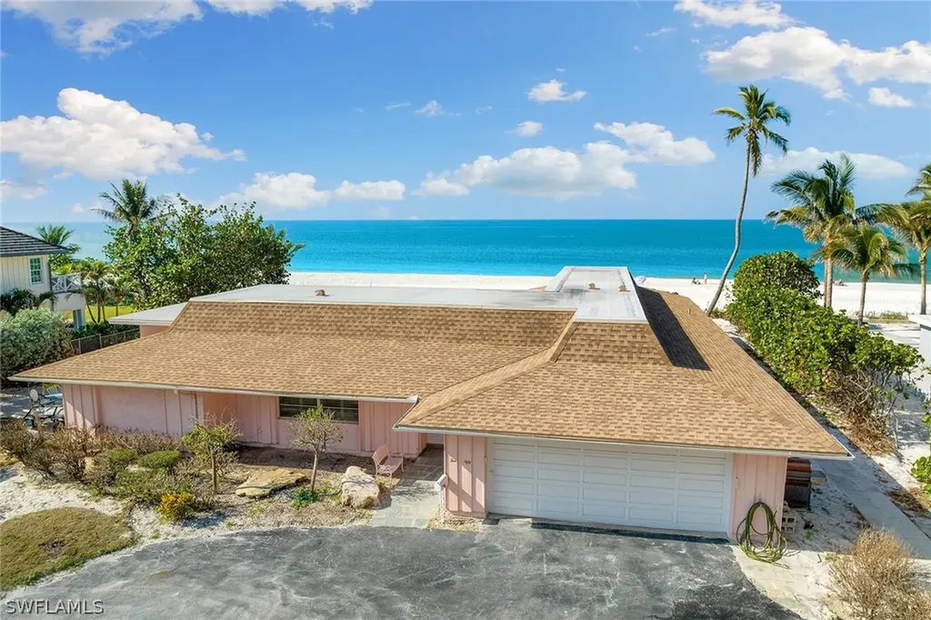 1050 Gulf Shore Boulevard S Naples FL 34102