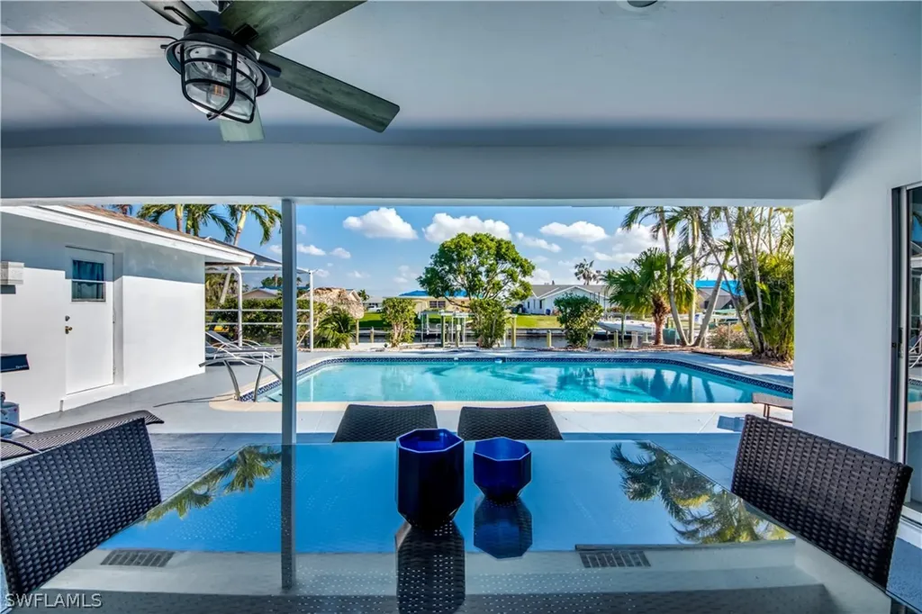 4113 SE 9th Court Cape Coral FL 33904