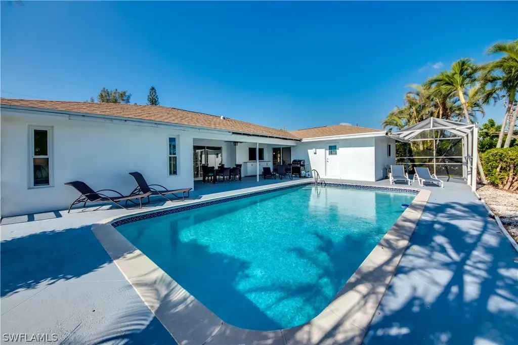 4113 SE 9th Court Cape Coral FL 33904