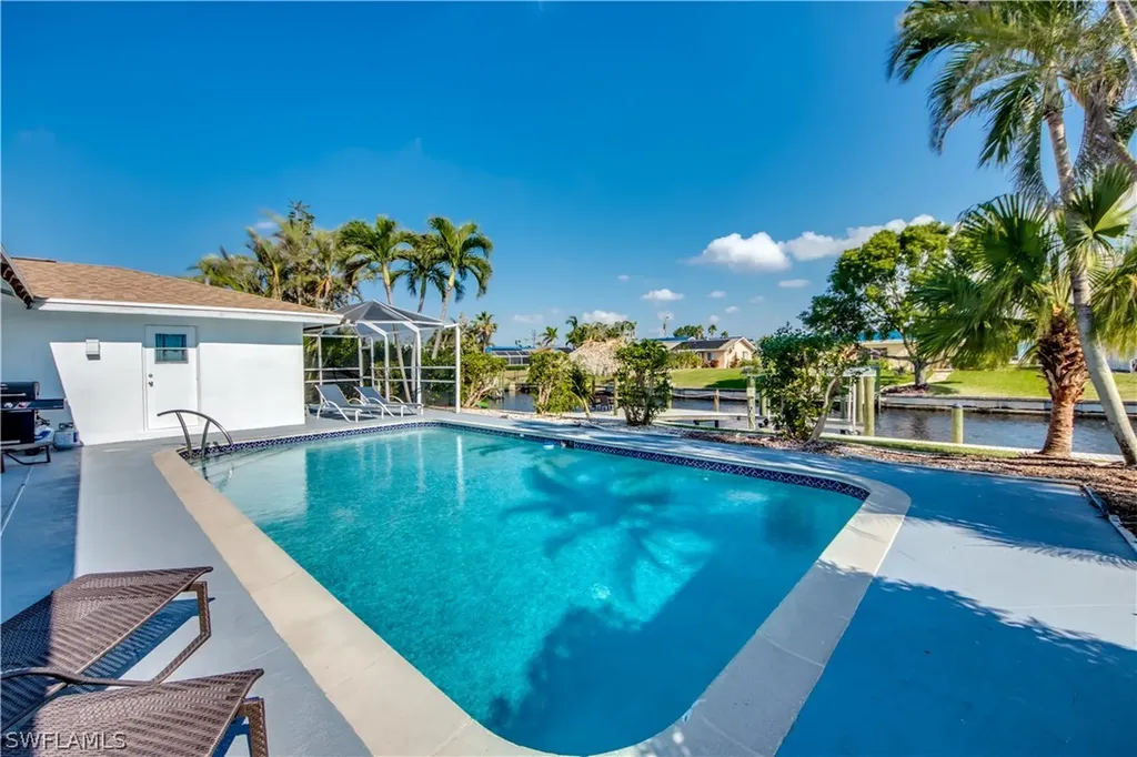 4113 SE 9th Court Cape Coral FL 33904