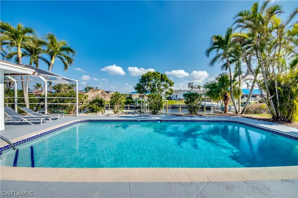 4113 SE 9th Court Cape Coral FL 33904