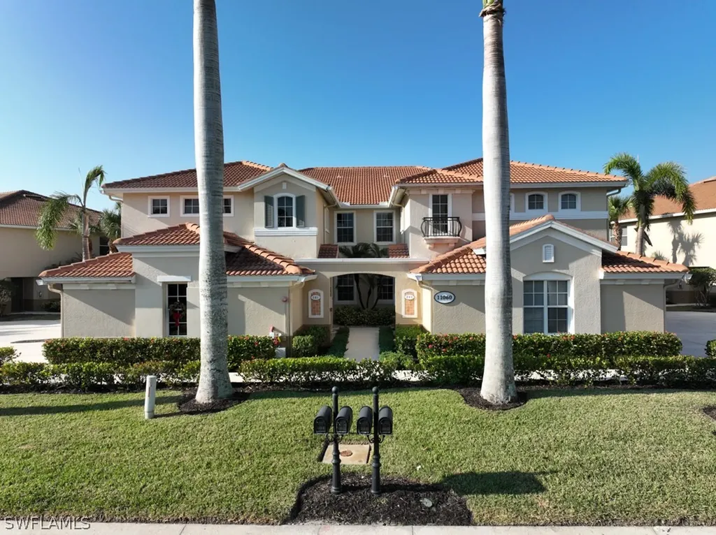 11060 Harbour Yacht Court Fort Myers FL 33908
