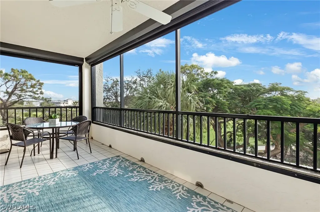 6520 Valen Way Naples FL 34108