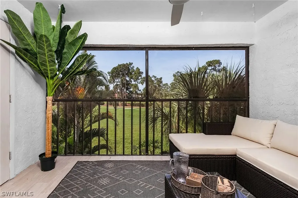 5841 Rattlesnake Hammock Road Naples FL 34113