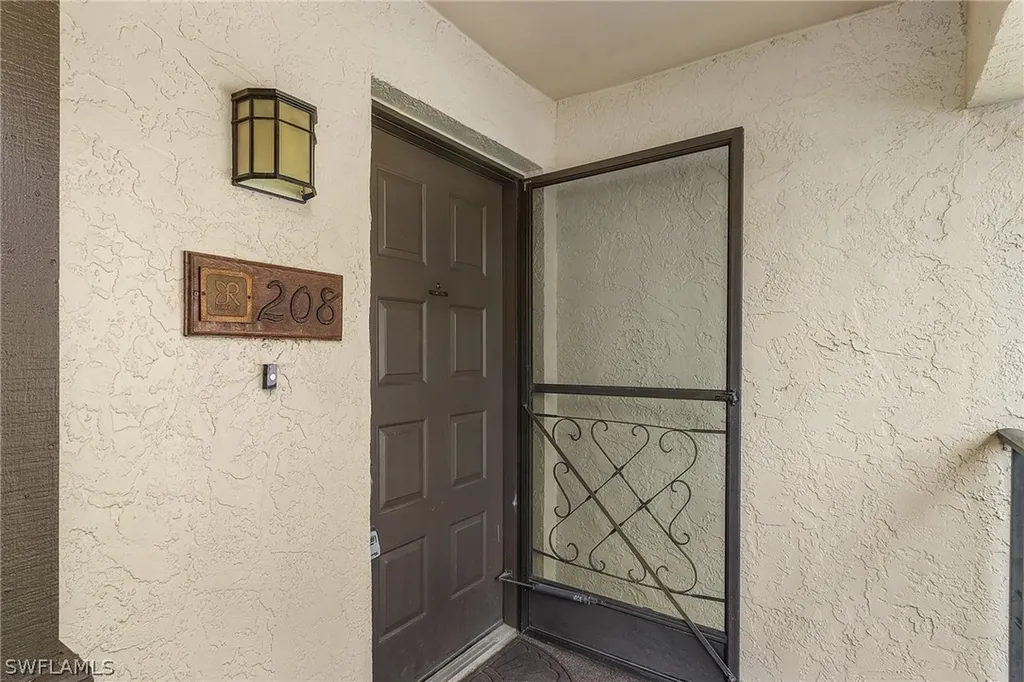 5841 Rattlesnake Hammock Road Naples FL 34113