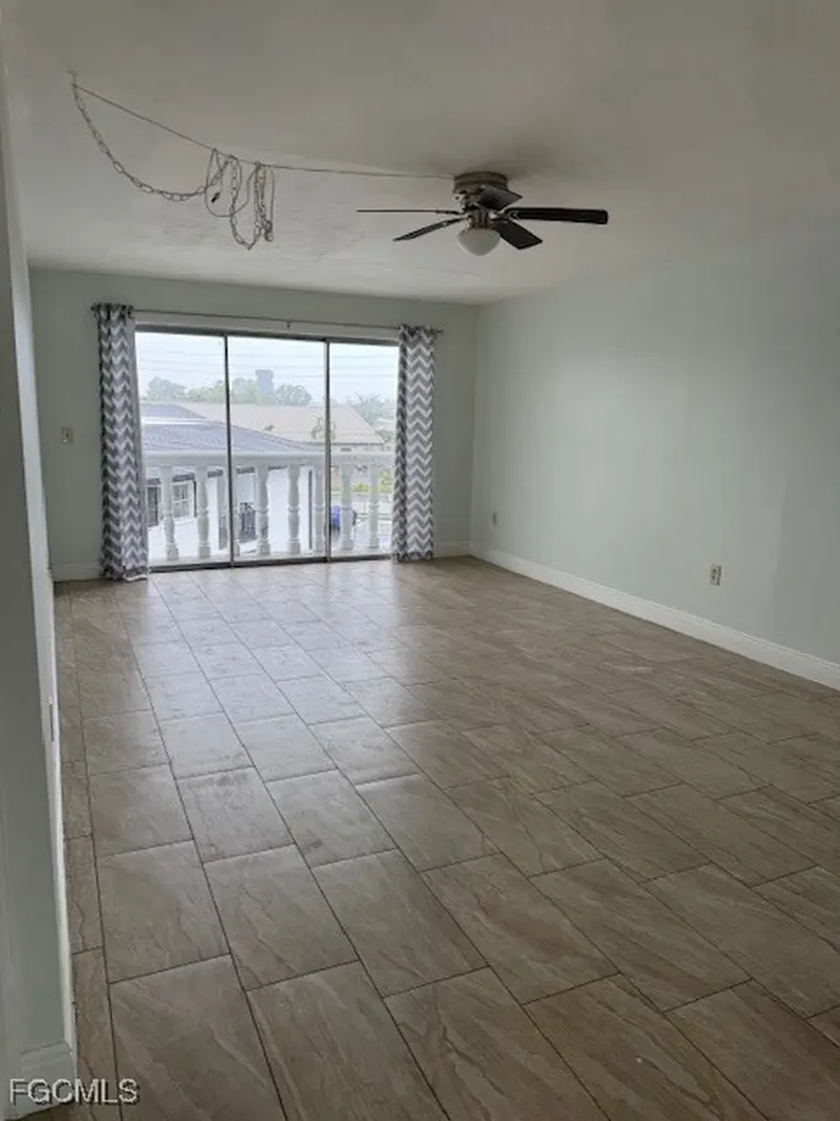 3704 Broadway Fort Myers FL 33901