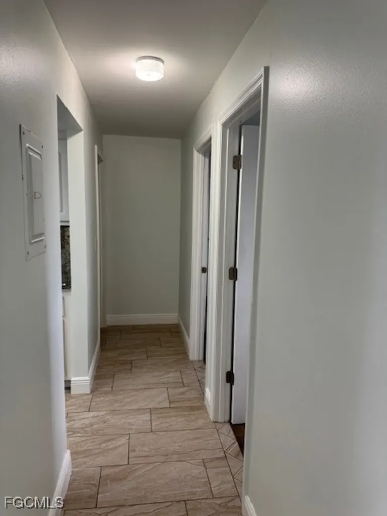 3704 Broadway Fort Myers FL 33901