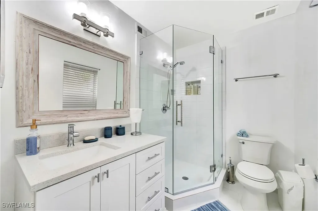 1925 Courtyard Way Naples FL 34112
