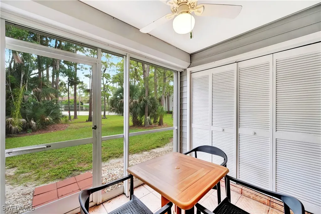 1925 Courtyard Way Naples FL 34112