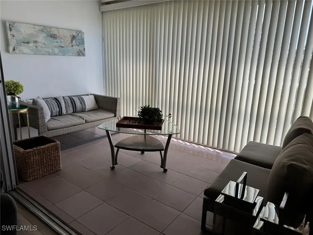 1900 Alamanda Drive Naples FL 34102