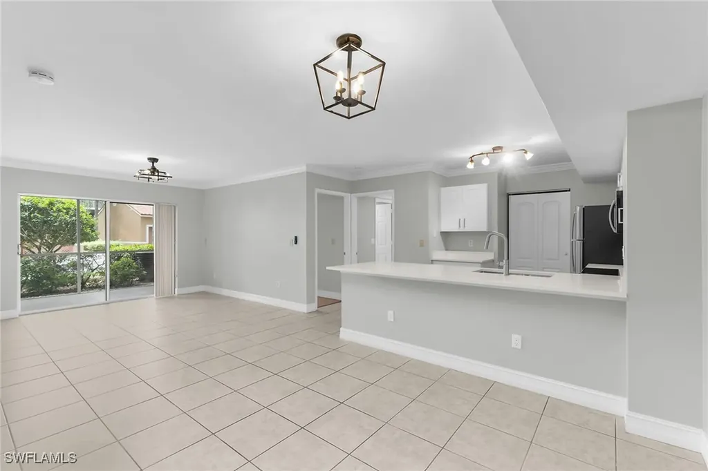 1835 Florida Club Circle Naples FL 34112