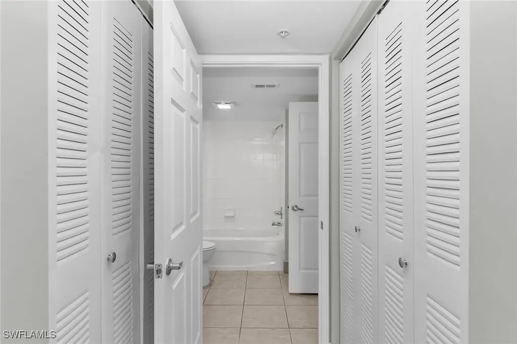 1835 Florida Club Circle Naples FL 34112