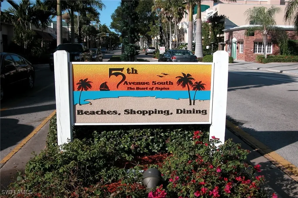 1835 Florida Club Circle Naples FL 34112