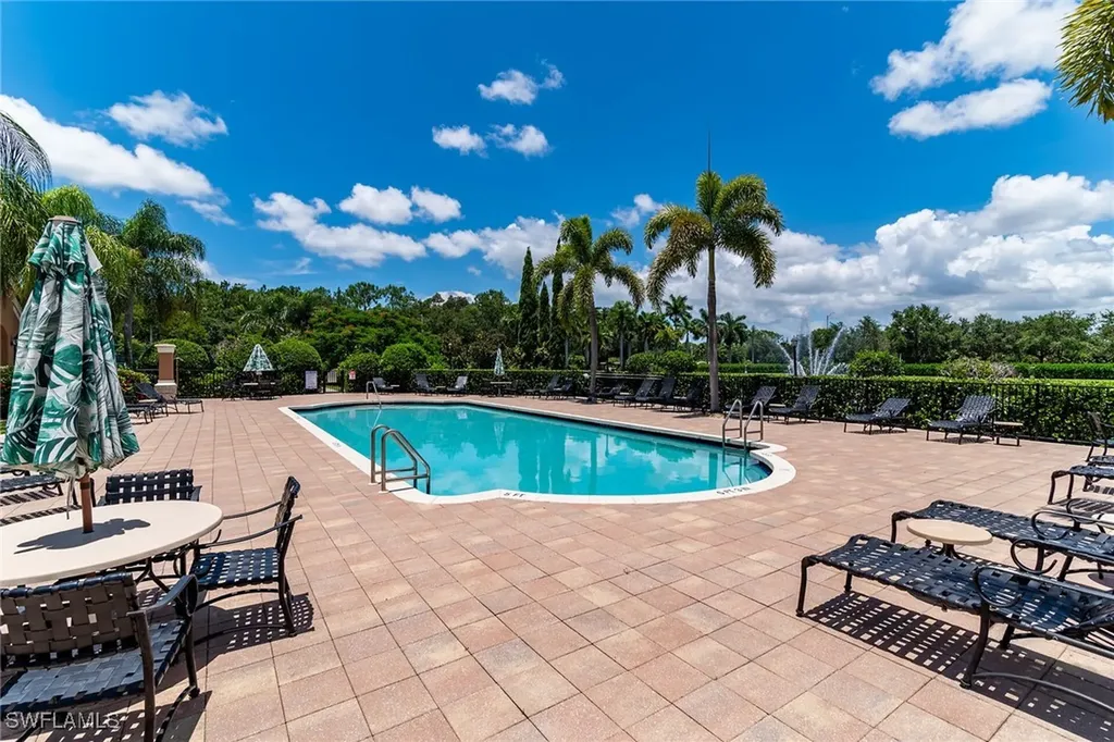 1835 Florida Club Circle Naples FL 34112