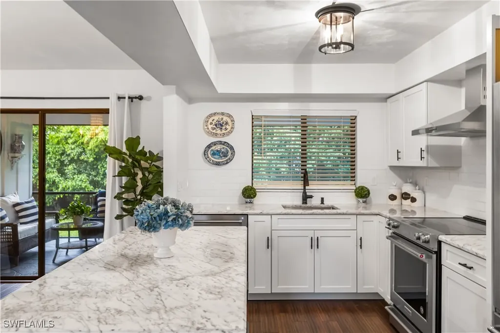 65 Tahiti Road Marco Island FL 34145