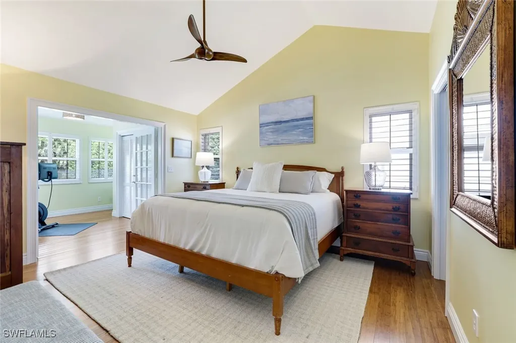 2319 Queens Way Naples FL 34112
