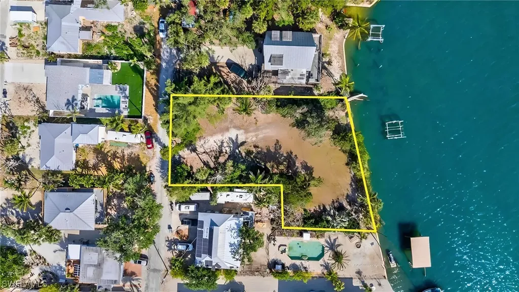 4851 Dolphin Lane Fort Myers Beach FL 33931