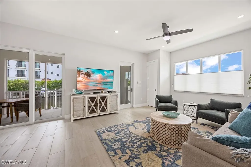 1395 Curlew Avenue Naples FL 34102